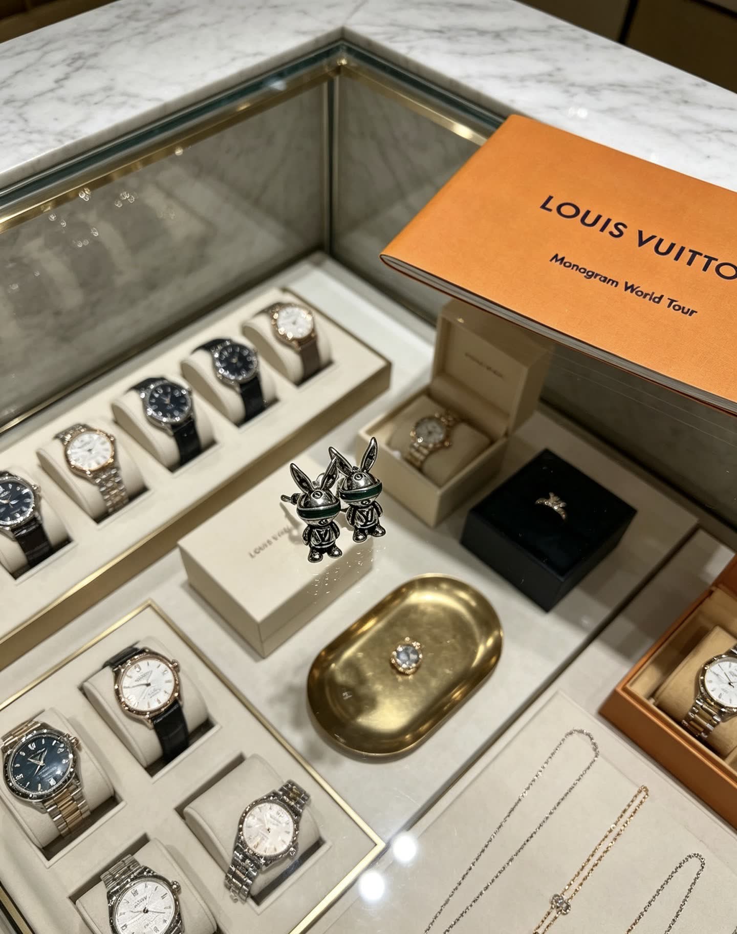 Louis Vuitton Miroir de Carte with Miroir de Carte M Mouse Earrings